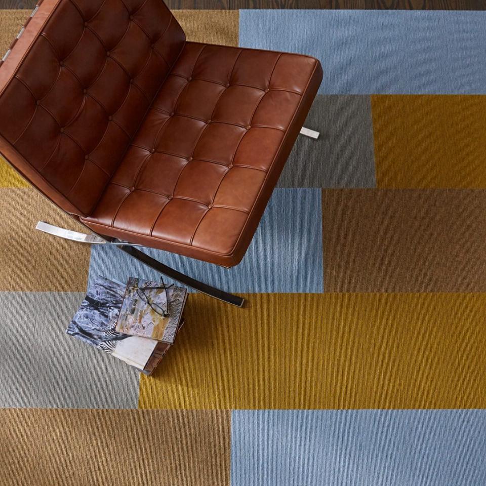 tretford tapijt bruine stoel
