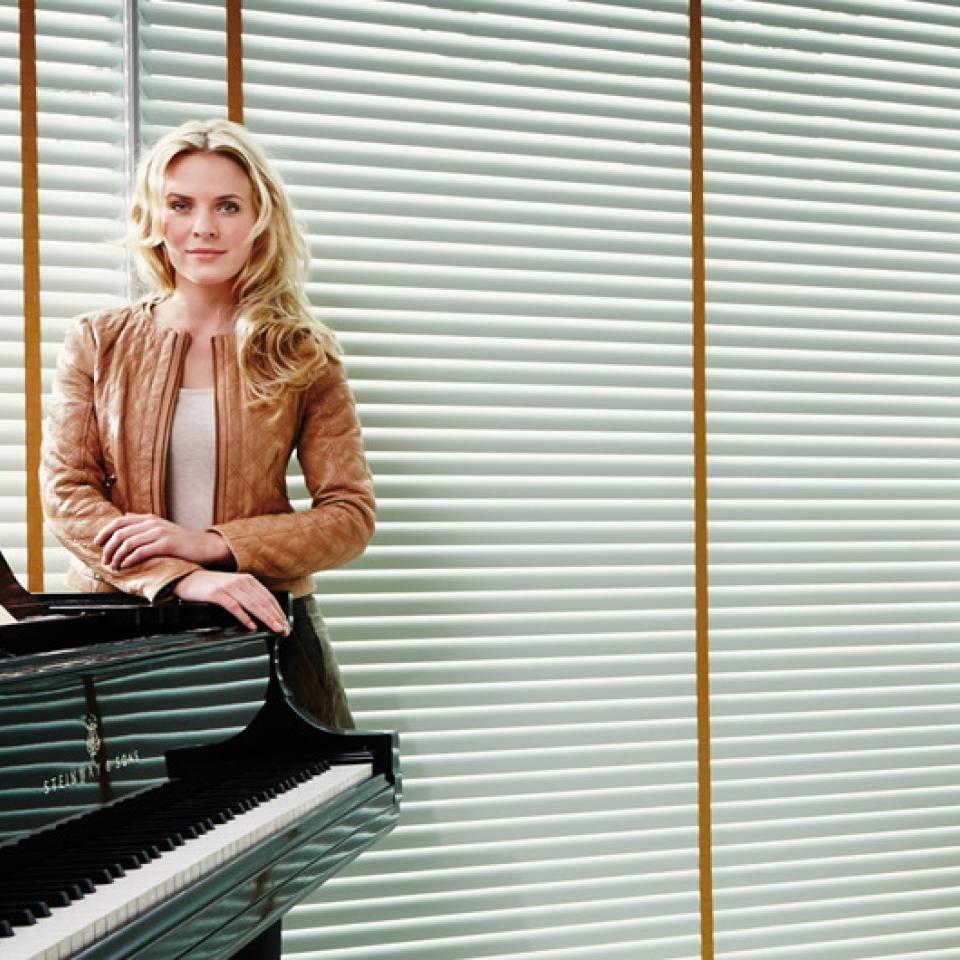 dame bij piano