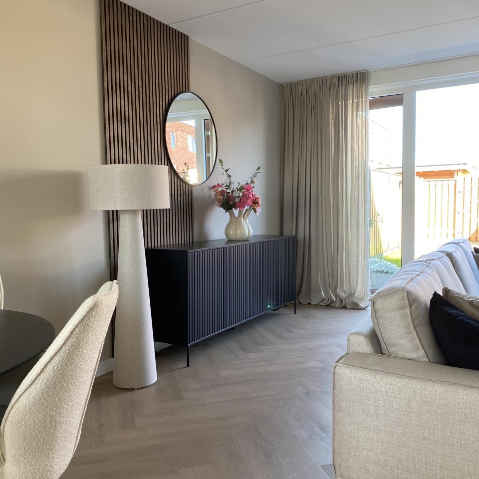 lippe wonen - onze projecten - visgraat pvc vloer
