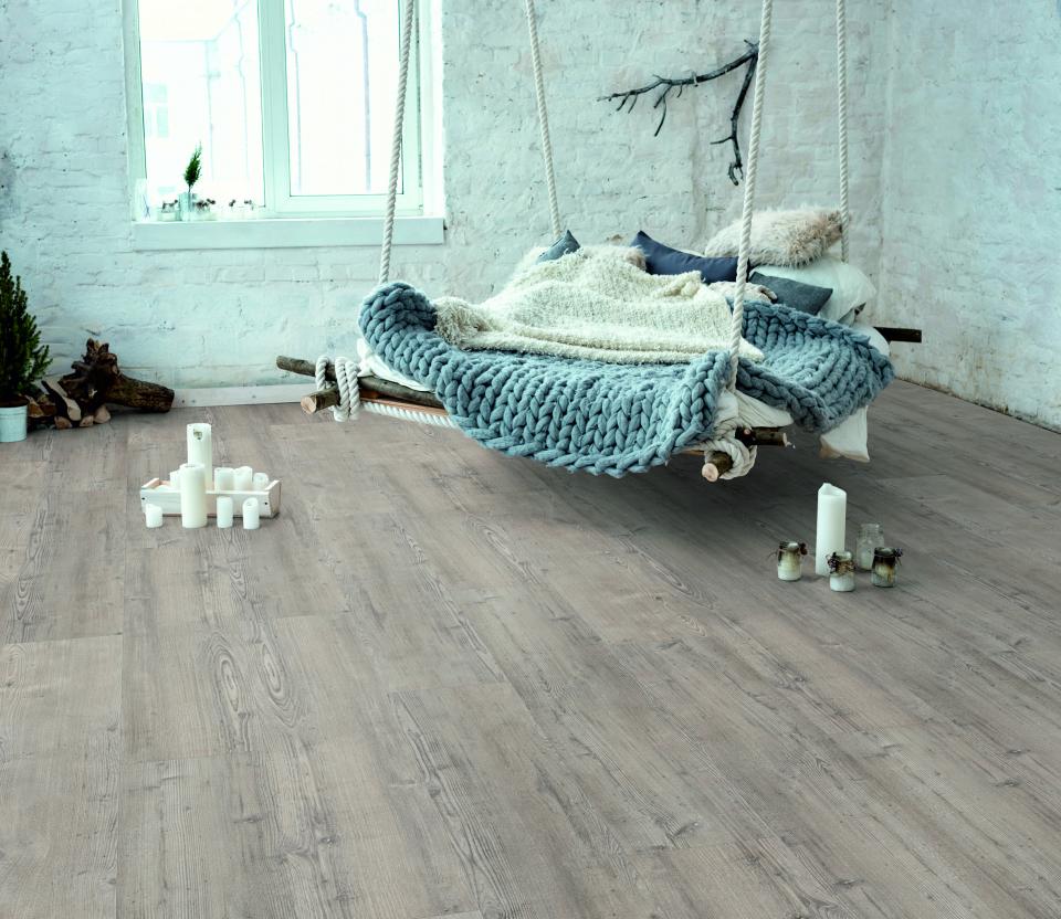 mFlor pvc vloeren met hangstoel